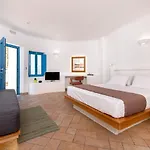 Hotel Seaside Breeze 3*