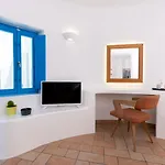Hotel Seaside Breeze Kamári