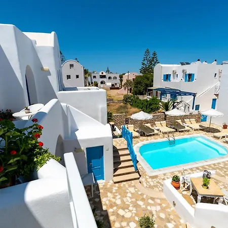 Seaside Breeze 2* Kamari (Santorini)