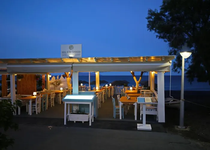 Otel Seaside Breeze 3*
