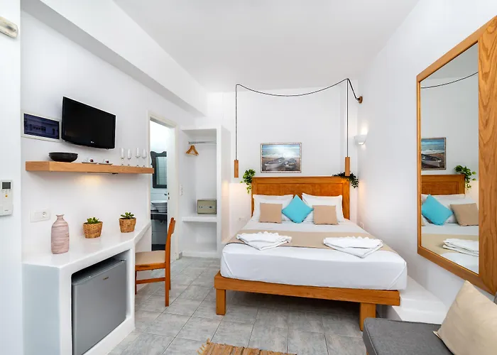 Seaside Breeze Otel 3*