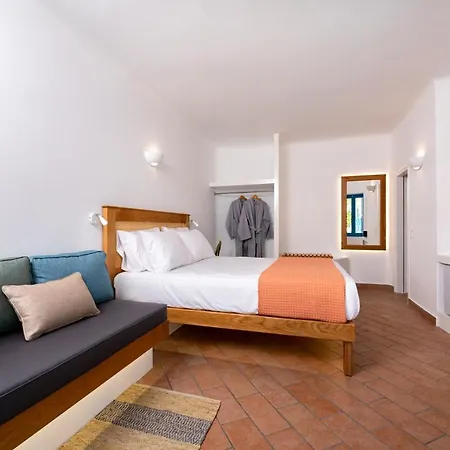 Seaside Breeze 3*