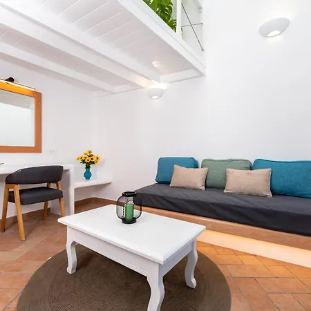 Seaside Breeze Hotel