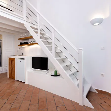 Seaside Breeze Hotel 3*
