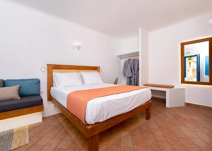 Seaside Breeze Kamari (Santorini)