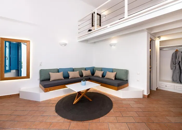 Seaside Breeze Hotel