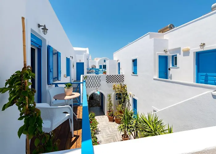 Seaside Breeze Kamari (Santorini)