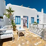 Hotel Seaside Breeze Kamári