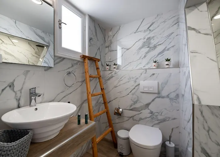 Hotel Seaside Breeze 3*